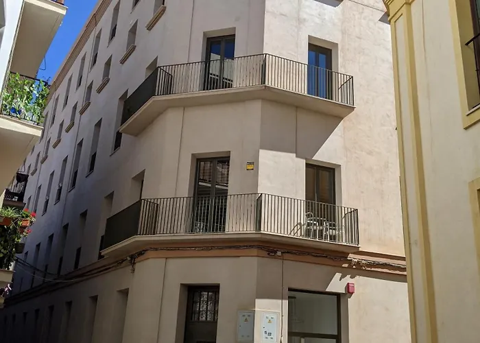 One Bedroom, Bed, Sofa Bed, Home-office, Modern, Quiet, Fully Equipped, Powerful Ac, 300 Mbps Fibre, Washer And Dryer Apartment Malaga