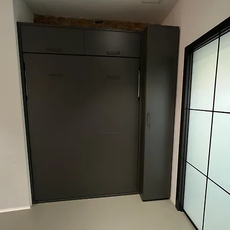One Bedroom, Bed, Sofa Bed, Home-office, Modern, Quiet, Fully Equipped, Powerful Ac, 300 Mbps Fibre, Washer And Dryer Apartment Malaga